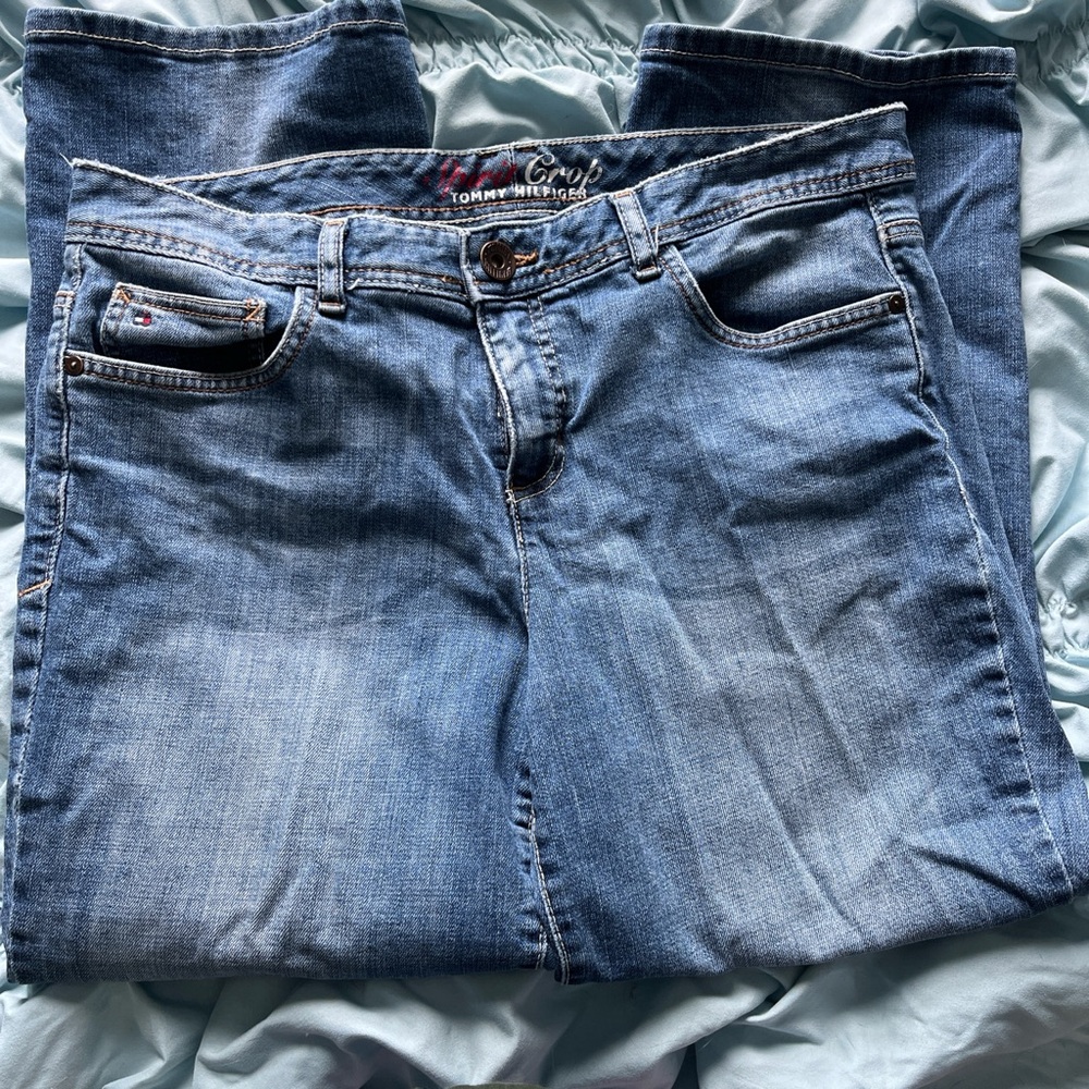 Tommy Hilfiger Women's Classic Denim Straight Leg crop Jeans